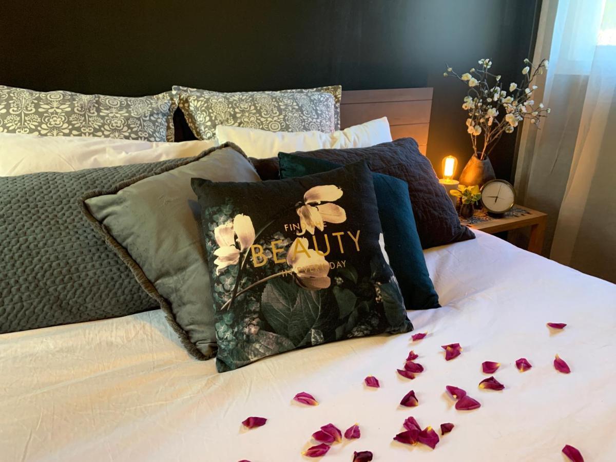 Couple'S Luxury Resort Spa Retreat Cowes Dış mekan fotoğraf